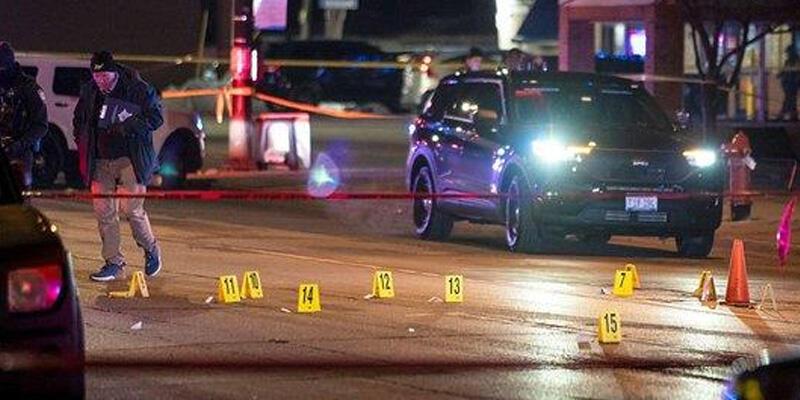 ABD'nin Chicago kentinde silahlı saldırgan 5 kişiyi öldürdü, 2 kişiyi  yaraladı - Son Dakika Dünya Haberleri