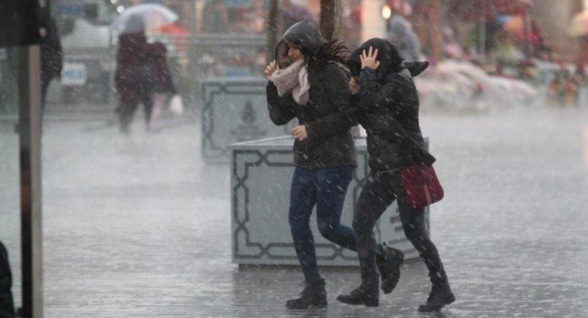istanbul izmir ankara hava durumu 17 mart 2021 meteoroloji den saganak kar ve firtina uyarisi cnnturk haberler