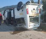 Son Dakika: İzmir'de yolcu minibüsü ile otomobil çarpıştı: 5 yaralı