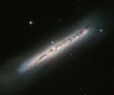 NGC 4634 galaksisinin net görüntüsü