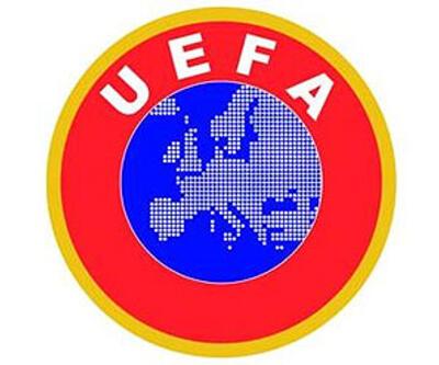 UEFA sahalardaki ırkçılığa ceza yağdırdı