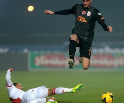 Galatasaray Riera'nın sözleşmesini feshetti