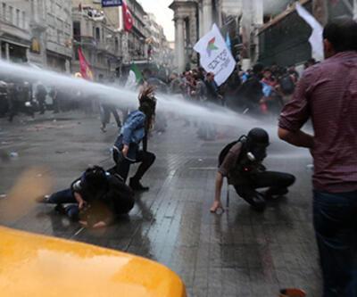 Galatasaray Lisesi önünde polis müdahalesi