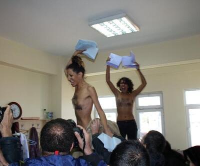 Sandık başında soyunan FEMEN üyelerine hapis istemi