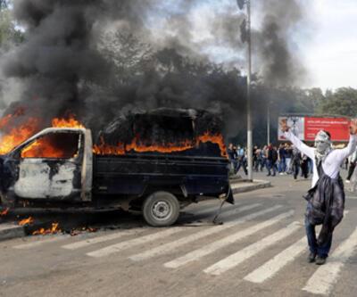 Mısır yine karıştı, Tahrir'de müdahale