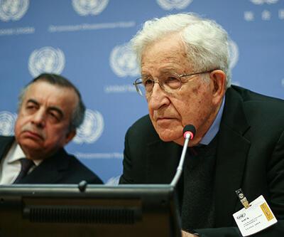 Chomsky: "Kobani'de katliam olabilir, Türkiye'nin rolü kritik"