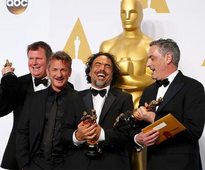 Sean Penn'den "ırkçı" şaka!