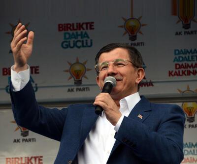 Başbakan Davutoğlu Bahçeli'yi yuhalatmadı