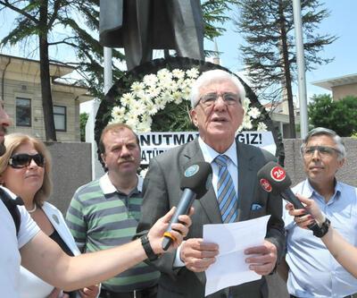 Sivas'ta ölenler anısına saygı duruşunda bulundular