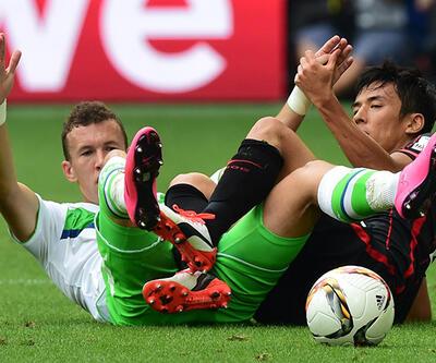 Wolfsburg - E. Frankfurt: 2-1 (Maç Özeti)