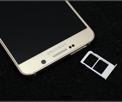 Galaxy Note 5, çift SIM kartlı versiyonu ile karşımıza