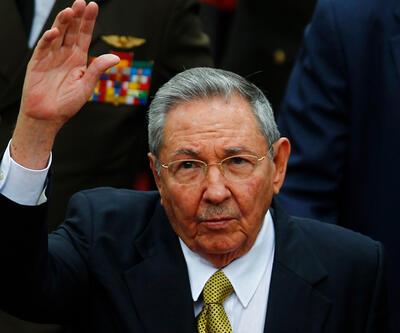 Raul Castro: "Küba'ya ambargoyu kaldırın artık"