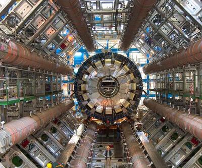 Büyük Hadron Çarpıştırıcısı'nın ilginç bir özelliği ortaya çıktı