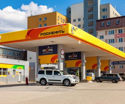 Rus petrol devi Rosneft yüzde 75 eridi
