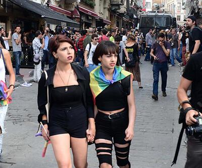 Taksim'de LGBTİ yürüyüşüne müdahale 