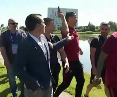 Ronaldo gazetecinin mikrofonunu alıp göle fırlattı