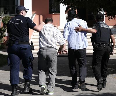 Yunanistan'a kaçan 8 asker İltica Komisyonu'na götürüldü