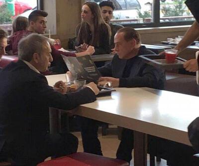 Berlusconi'nin fast food sevdası