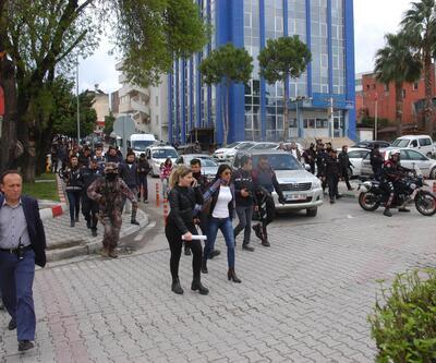 Adana'da 1000 polisle 'huzur' uygulaması
