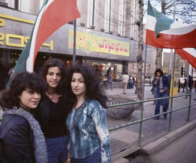 Devrimden hemen önce İranlı kadınlar