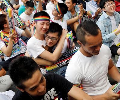 Tayvan'da eşcinsel evlilik coşkusu