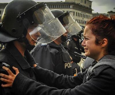 Şiddete isyan eden genç kadın, eşcinsel polisin hayatını değiştirdi