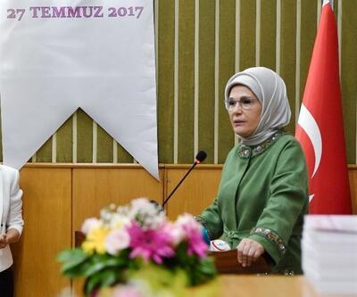 Emine Erdoğan sezaryen toplantısında konuştu