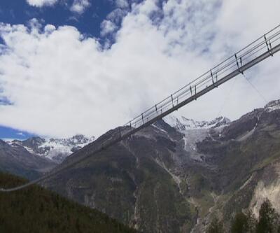 En uzun asma yaya köprüsü