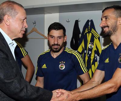 Cumhurbaşkanı Erdoğan, Fenerbahçe soyunma odasını ziyaret etti