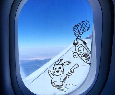 Uçağa her bindiğinde sanat eseri yaratıyor