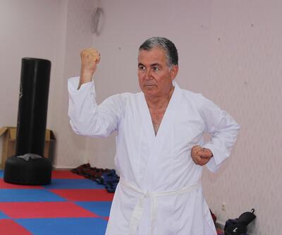 60 yaşında karateye başladı mavi kuşak aldı