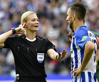 Bundesliga’da bir ilk: Maçı kadın hakem yönetti