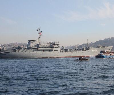 Rus savaş gemisi İstanbul Boğazı’ndan böyle geçti