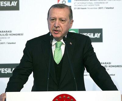 Cumhurbaşkanı Erdoğan'dan cep telefonu çıkışı: Mekke'de bile insanlar...