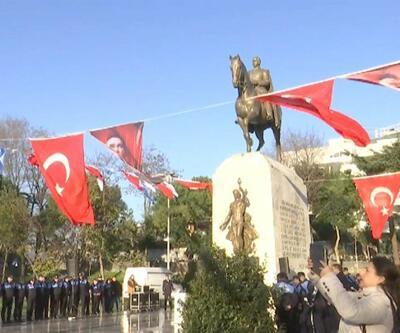 CHP İsmet İnönü için Beşiktaş'ta anma töreni düzenledi