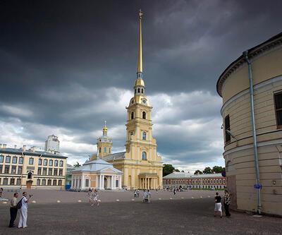 St. Petersburg'a gittiğinizde mutlaka görmeniz gereken yerler