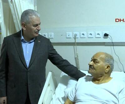 Başbakan Yıldırım hastanede hastaları ziyaret etti 