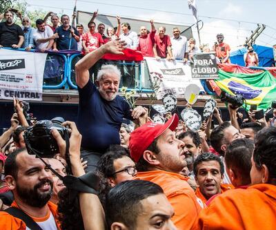 Eski Brezilya Devlet Başkanı Lula teslim oldu