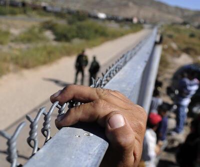 Trump dağıtılmasını istemişti! Sığınmacı konvoyu ABD sınırına ulaştı