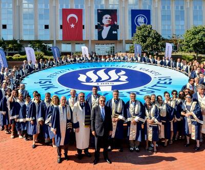 Işık Üniversitesi'nde on bininci mezun coşkusu  