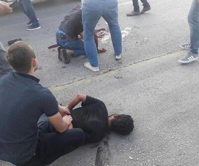 'Ben şeytanım' deyip duraktakilere saldırdı: 2 kişi öldü