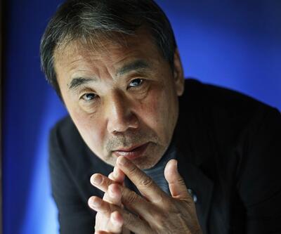 Murakami kişisel arşivini üniversiteye bağışladı