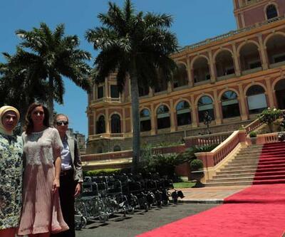 Emine Erdoğan, Paraguay'da TİKA'nın yardım teslim törenine katıldı