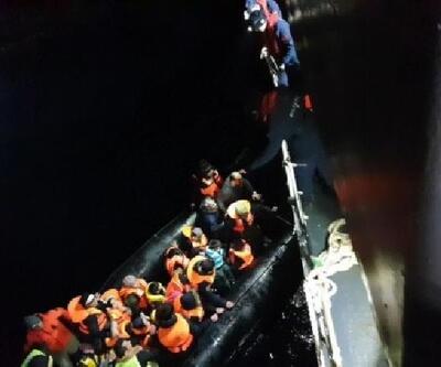 Gökçeada'da sürüklenen ve su alan lastik bot içinde 47 kaçak yakalandı