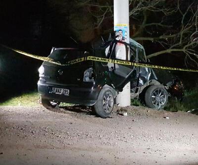 Elektrik direğine çarpan otomobilin sürücüsü öldü