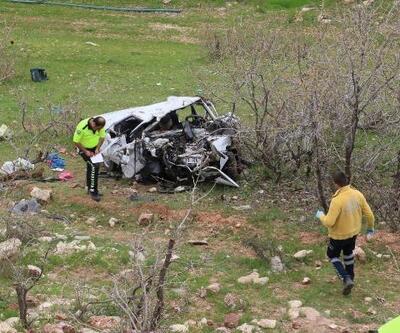 Diyarbakır'da otomobiller çarpıştı: 5 ölü, 4 yaralı