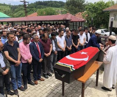 Ardahan'da taş ocağındaki patlamada ölen işçi toprağa verildi