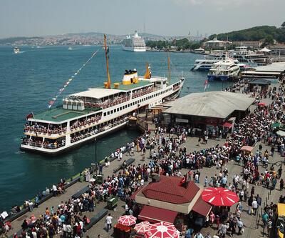 İstanbul'da iskeleler doldu taştı