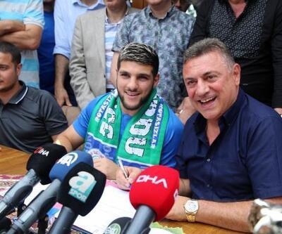 Çaykur Rizespor, El Kabir ile sözleşme imzaladı