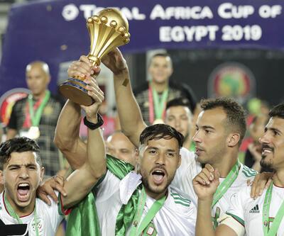 Cezayir'de ikinci şampiyonluk sevinci